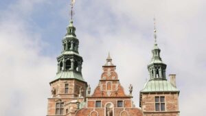 Kazakhstan TikTok Influencer Germany брендтермен қалай ынтымақтасады
