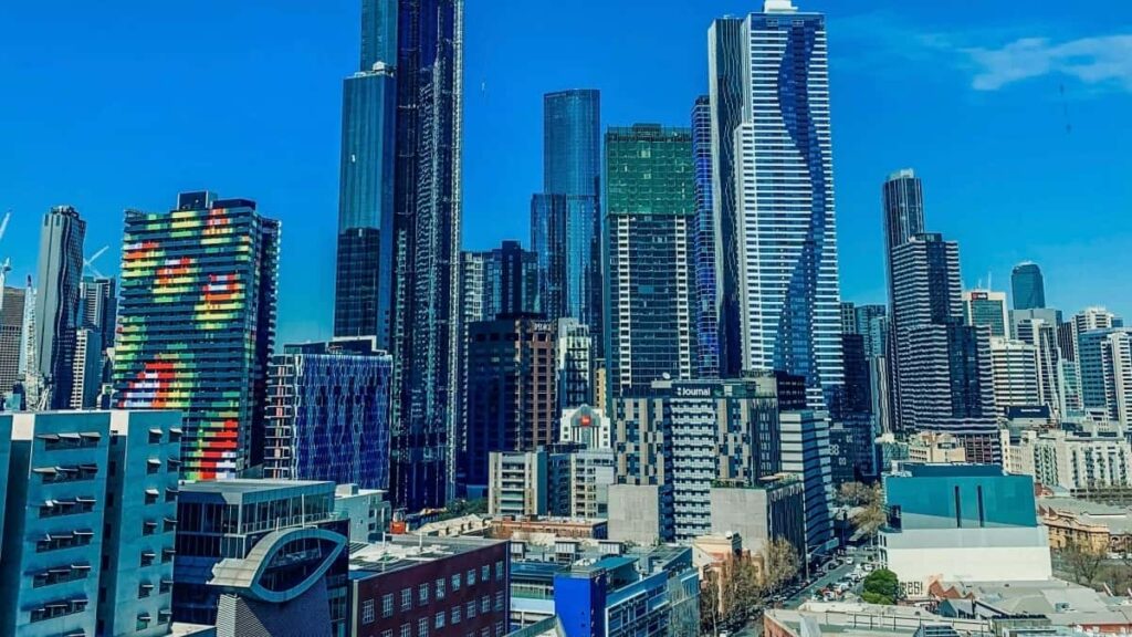 Facebook Influencer Kazakhstan dan United Kingdom brand kollaboratsiyas