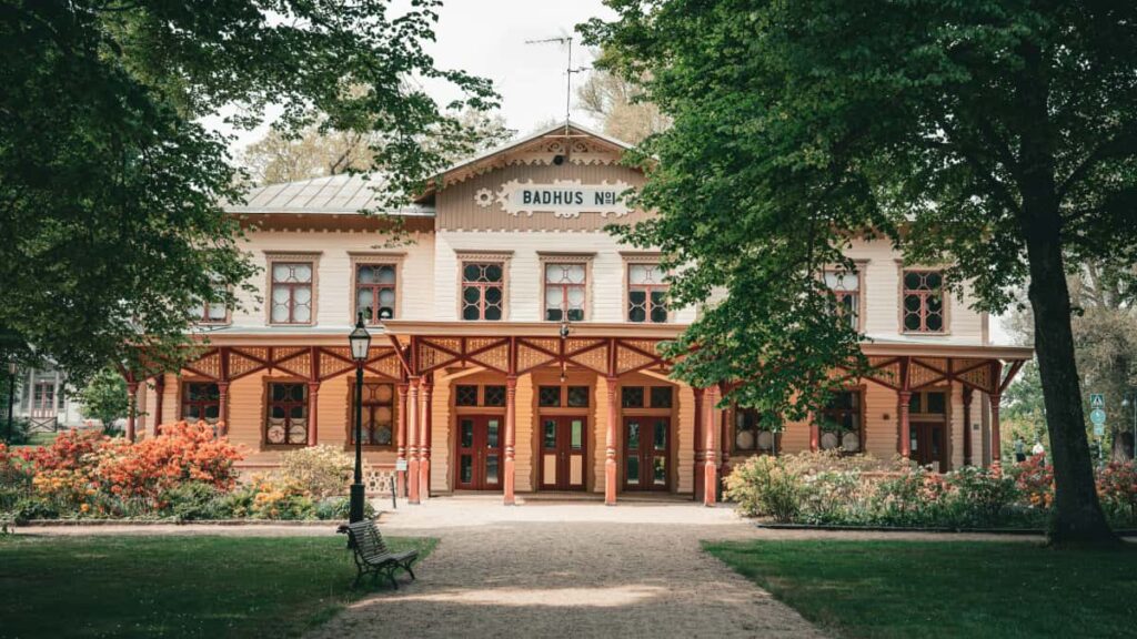 : Myanmar vkontakte , .